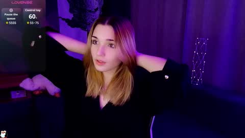 sandy_belle88 online show from September 14, 8:10 pm