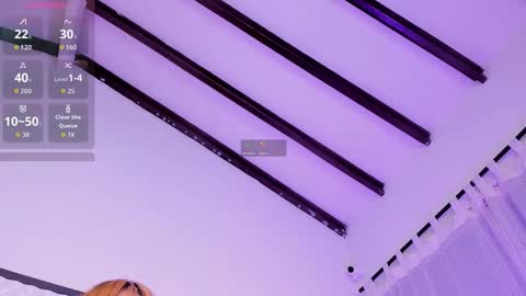 Sandy Houston  online show from February 12, 10:57 pm