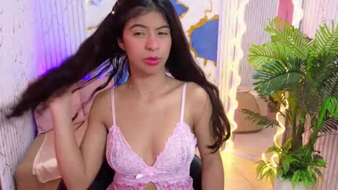 sandyy_tay online show from February 23, 11:45 am