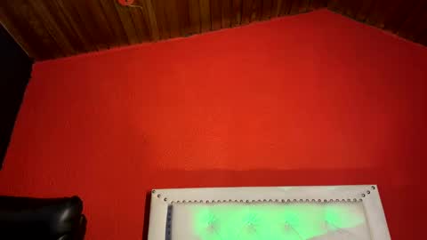 santi_fabulous online show from December 18, 1:48 am