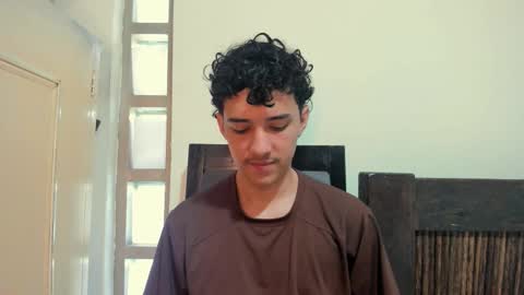 Snapshot of santi_twink19 chatting on October 11, 9:18 pm santi_twink19 online show from October 11, 9:18 pm