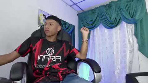 Thiago online show from March 11, 2:53 am