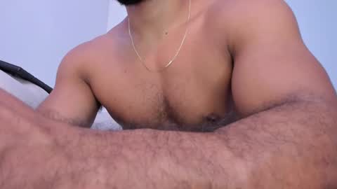 Snapshot of santiago_huntt chatting on March 11, 12:44 am santiago_huntt online show from March 11, 12:44 am