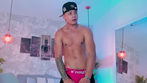 Santi Reyes online show from January 25, 11:54 pm