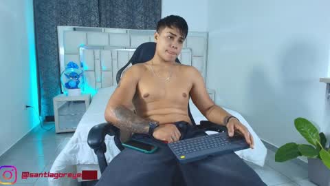 Santi Reyes online show from April 7, 12:34 am