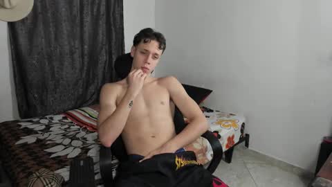 Julius Novachrono  online show from December 3, 5:57 pm