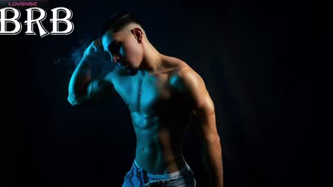 Santiago Seans online show from April 17, 1:24 pm