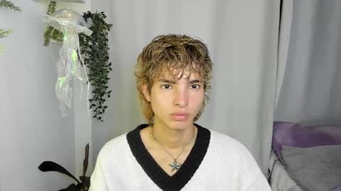 kitty online show from October 7, 2:51 am