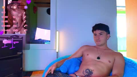 Santyago online show from November 14, 8:22 pm