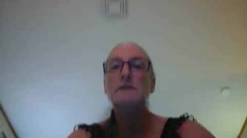 sapphiresound67 online show from May 10, 3:13 am