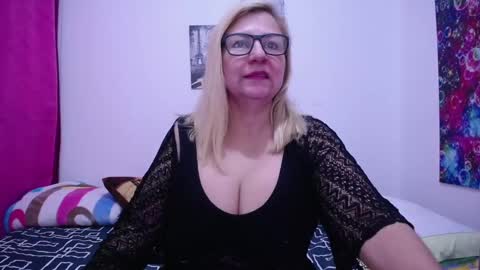 sara online show from February 18, 2:27 pm