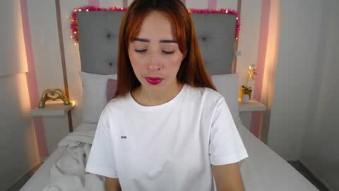 Snapshot of sara_angeelss chatting on January 31, 2:15 am Sara... online show from January 31, 2:15 am