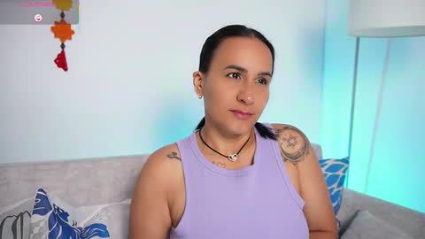   online show from February 28, 11:25 am