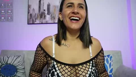   online show from March 5, 11:17 am