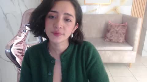 Snapshot of sara_lopez_s chatting on October 18, 2:10 pm Sara online show from October 18, 2:10 pm