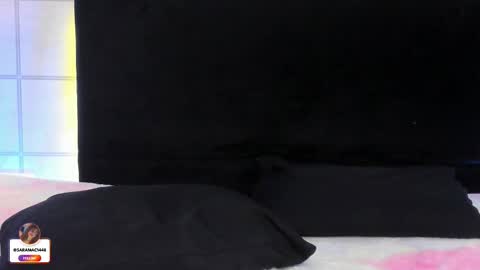 Snapshot of sara_mac_ chatting on October 10, 9:19 pm Sara online show from October 10, 9:19 pm