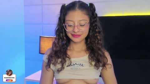 Snapshot of sara_mac_ chatting on October 18, 10:25 pm Sara online show from October 18, 10:25 pm