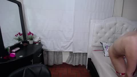 sara online show from February 23, 1:46 pm