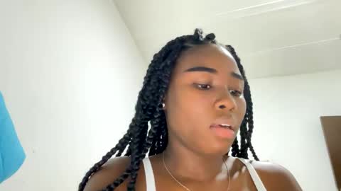 Snapshot of sara_muscle chatting on September 14, 9:49 pm Sara online show from September 14, 9:49 pm