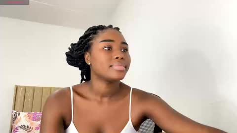 Snapshot of sara_muscle chatting on September 12, 2:19 pm Sara online show from September 12, 2:19 pm
