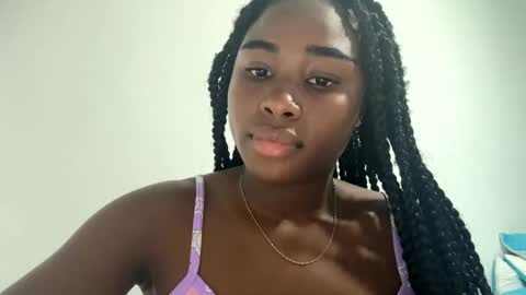 Snapshot of sara_muscle chatting on September 23, 5:56 am Sara online show from September 23, 5:56 am