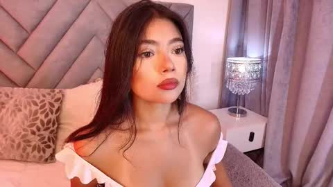 sara_owens7 online show from March 16, 1:20 am