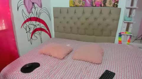 sara_valentina2 online show from November 10, 2:31 pm