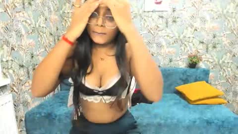 Snapshot of saraa_jayy chatting on October 2, 5:12 pm saraa_jayy online show from October 2, 5:12 pm