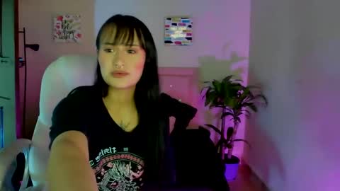 Sarah Ramirez online show from March 8, 11:58 am