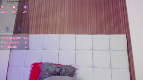   online show from March 5, 4:35 pm