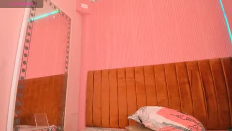 Sara Castillo online show from February 27, 12:34 pm