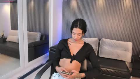 Snapshot of saracorraless chatting on October 3, 11:07 am Sara Everyday From 1430 to 2130 Col Time online show from October 3, 11:07 am