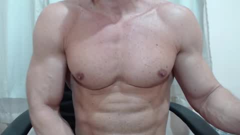 Snapshot of saradorj92 chatting on September 27, 2:31 am saradorj92 online show from September 27, 2:31 am
