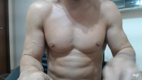 Snapshot of saradorj92 chatting on January 26, 5:02 am saradorj92 online show from January 26, 5:02 am