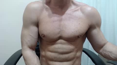 Snapshot of saradorj92 chatting on September 17, 7:34 am saradorj92 online show from September 17, 7:34 am