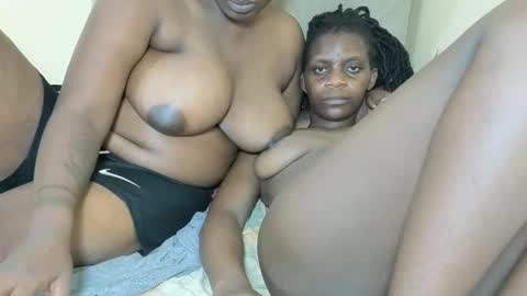 sarafina_babes online show from April 21, 2:51 am