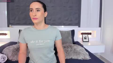 Snapshot of saragomez_1 chatting on March 11, 1:34 pm Sara Gomez online show from March 11, 1:34 pm
