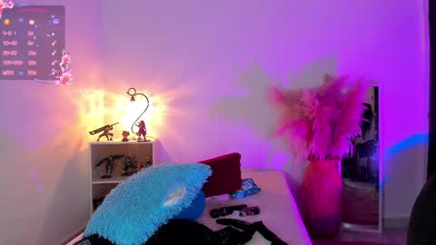 Sarah Valkiria  IG  Sar lanister online show from February 7, 11:34 pm