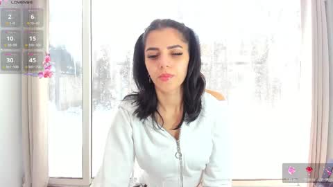 Snapshot of sarah_blake_ chatting on February 23, 11:55 am Sara online show from February 23, 11:55 am
