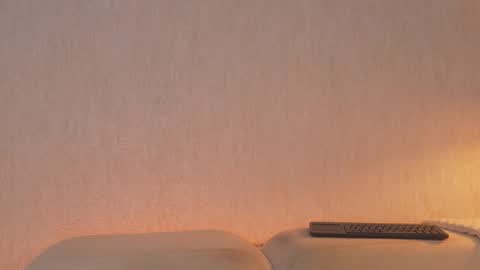       online show from March 7, 2:50 pm