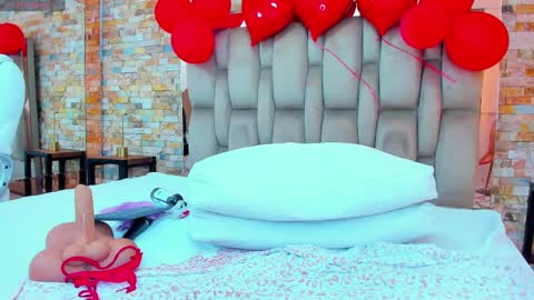 Snapshot of sarah_sanz chatting on February 17, 2:38 pm sarah online show from February 17, 2:38 pm