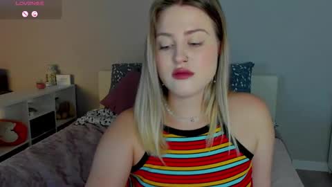 Sarah online show from September 11, 1:18 am