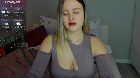 Sarah online show from October 13, 1:18 am