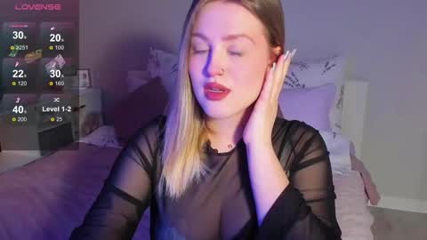 Sarah online show from October 25, 12:44 am