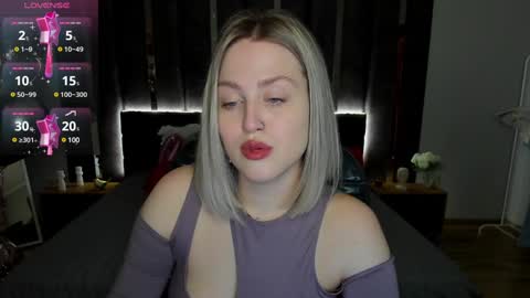 Sarah online show from February 26, 1:03 am