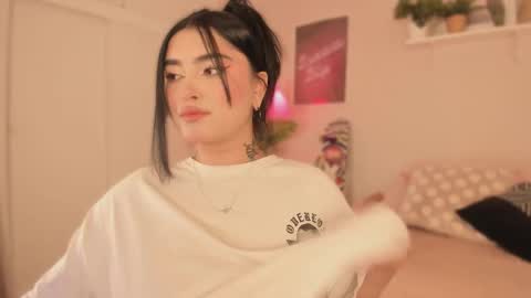 Snapshot of sarah_volkov chatting on September 24, 6:09 am online show from September 24, 6:09 am