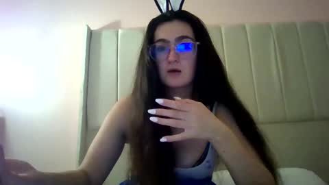 Sarah online show from October 21, 5:16 pm