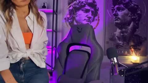 Divine Sarah NONUDE model online show from April 24, 1:24 pm