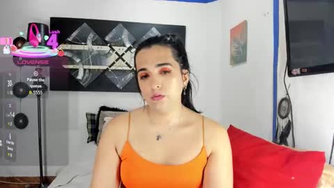 Snapshot of sarahjey chatting on September 9, 12:54 am SARAHJEY online show from September 9, 12:54 am