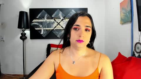 Snapshot of sarahjey chatting on February 22, 1:55 am SARAHJEY online show from February 22, 1:55 am